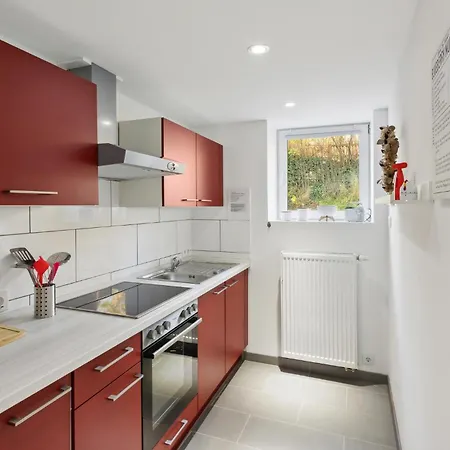 Apartment 1 Bedroom Lovely In *