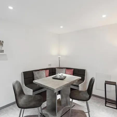 1 Bedroom Lovely In Nieheim